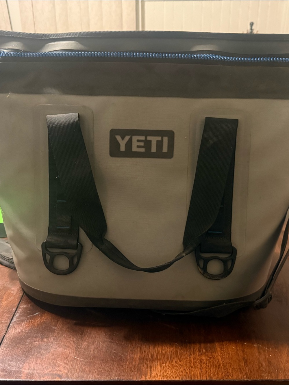 Yeti Soft Cooler Tote in Light Gray with Blue Zipper